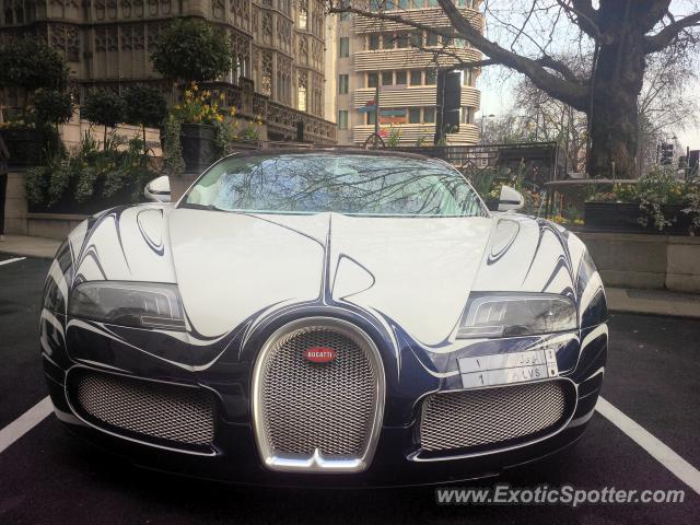 Bugatti Veyron spotted in London, United Kingdom