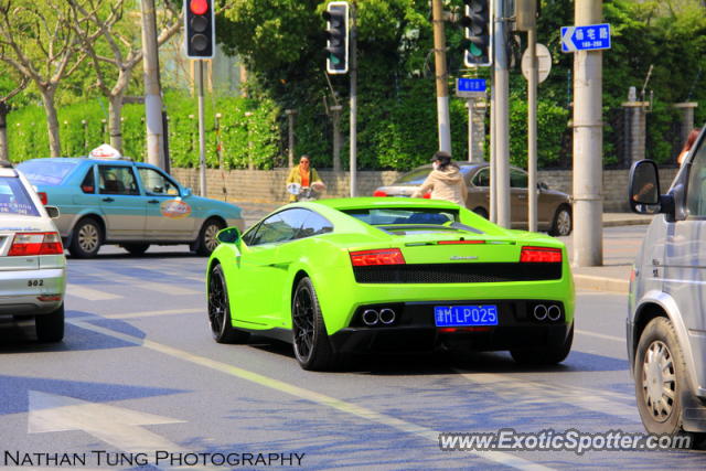 Lamborghini Gallardo spotted in Shanghai, China