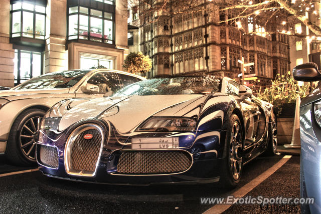 Bugatti Veyron spotted in London, United Kingdom