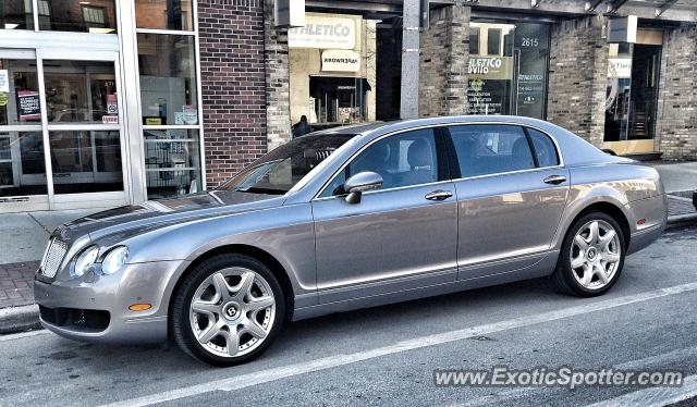 Bentley Continental spotted in Milwaukee, Wisconsin