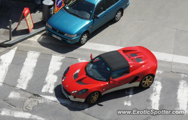 Lotus Elise spotted in Annecy, France